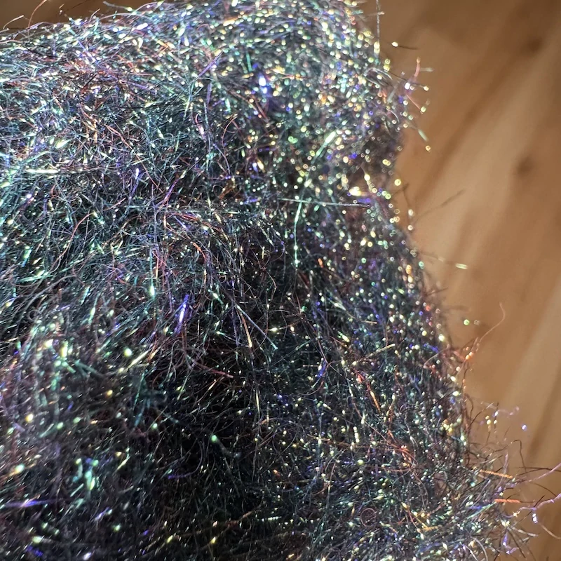 PEACOCK DUBBING - BLACK GREEN/RED - violet effect